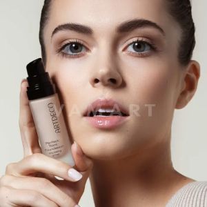 Artdeco Perfect Teint Foundation Дълготраен фон дьо тен с матово покритие 52 golden biscuit